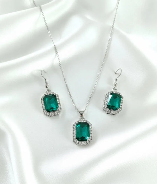 Golden Stone Pendant Set for Brides \u0026 Occasions